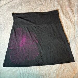 Life is Good Gray Skirt with Pink Floral Design Size XXL